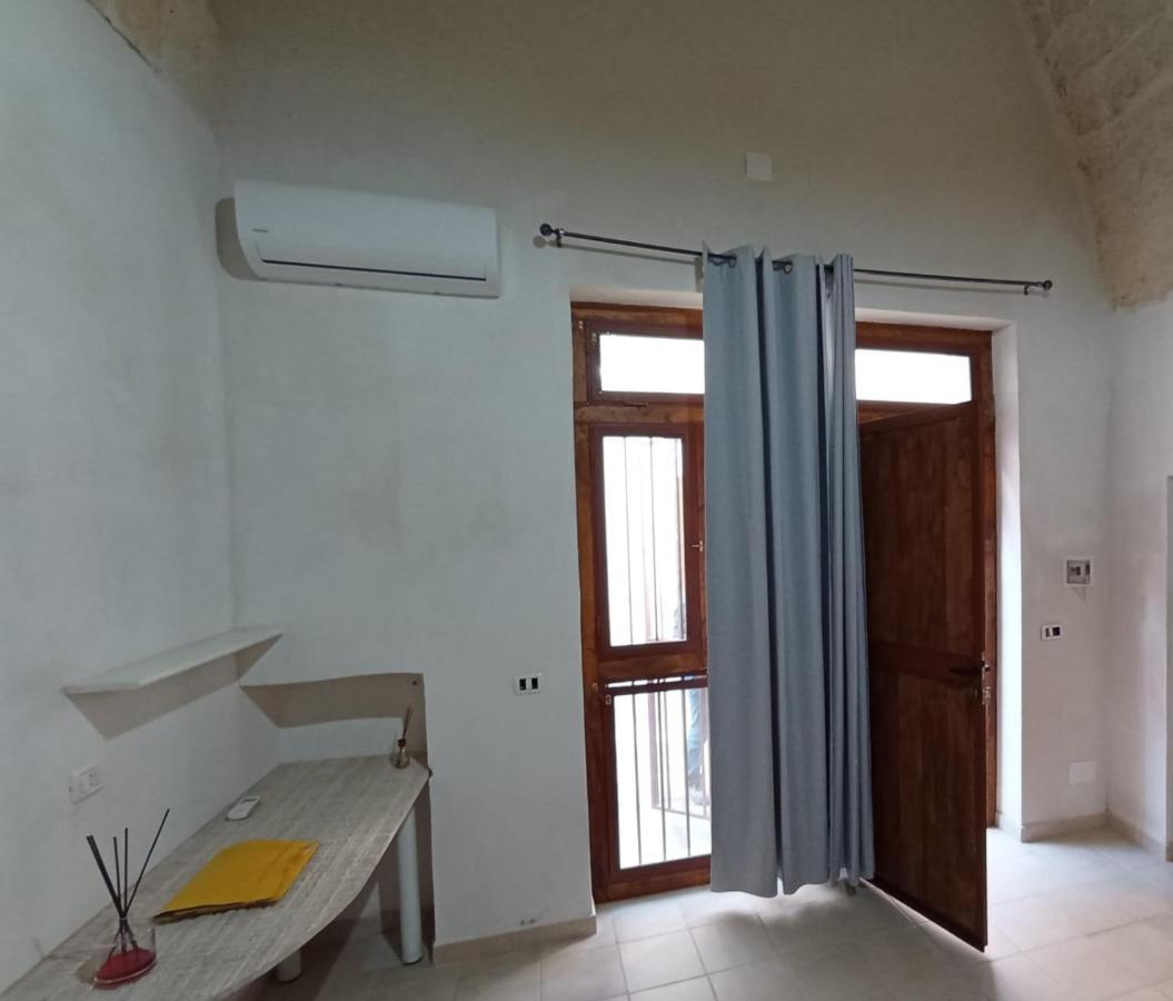 Casa Vacanze Battista 46 Grottaglie Esterno foto